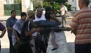 Libye : les rebelles contrôlent Tripoli, les habitants...