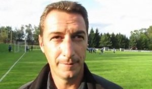 L'entraîneur strasbourgeois François Keller réagit après la victoire à Weyersheim