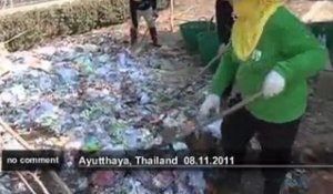 Bangkok : distribution de nourriture aux... - no comment