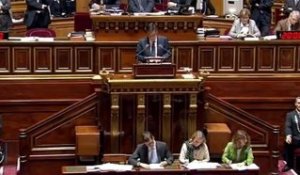Droit de vote des étrangers: François Fillon dénonce un travail de sape d'un des fondements de la République