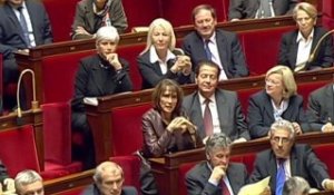 Fillon et Juppé attaquent Hollande