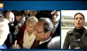 Hollande et Joly se croisent en campagne à Nantes
