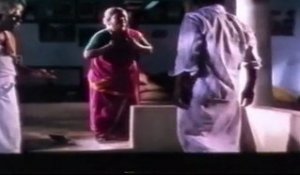 Chellakannu - Drunken Livingston Angry On Radharavi