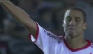 But splendide de David Trézeguet avec River plate face à Merlo