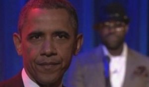 ZAPPING ACTU DU 26/04/2012 - Barack Obama fait du slam à la TV !