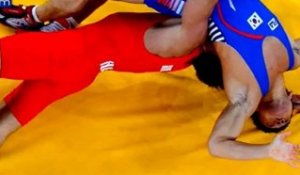 JO : le lutteur français Steeve Guénot médaille de bronze en -66 kg