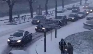Charleroi: neige sur la Ville Basse à 17h00