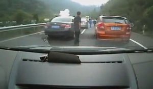 Explosion de gaz en Chine sur la route