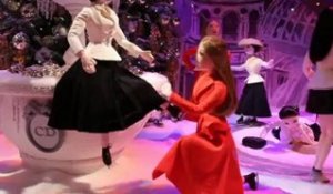 L’inauguration des vitrines de Noël Dior au Printemps