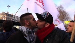 Mariage homo : "Notre amour est légal, on veut qu’il devienne l’égal"