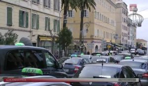 Opération escargot des artisans taxis à Ajaccio