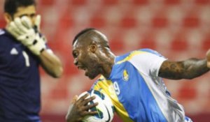 Nenê offre à Djibril Cissé son premier but au Qatar !