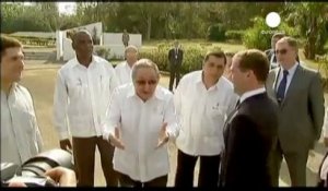 Raul Castro démisionne... pas