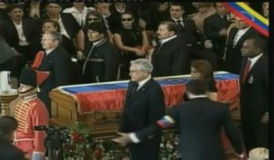 Vénézuéliens et hommes d'Etat aux funérailles d'Hugo Chavez