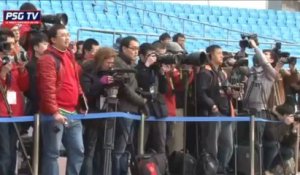 Kanouté accueille Beckham au stade de Beijing