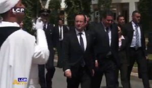 François Hollande exclut de remanier le gouvernement