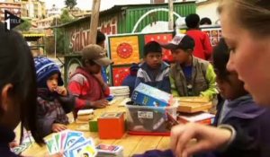En Bolivie, l'école vient aux enfants