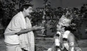 Buddhimanthudu Movie Songs - Guttameeda Guvva - ANR Vijaya Nirmala