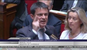 Manuel Valls accuse l'opposition de "jeter les Français les uns contre les autres"
