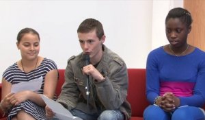Stéphane Troussel évoque son engagement pour la Seine-Saint-Denis face aux jeunes rédacs' chef du magazine