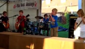 Metallica repris par des enfants de 8 ans - Enter sandman!!! Yeahhh