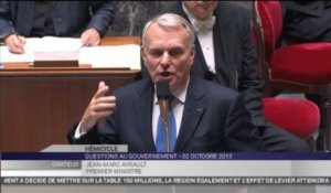 Dans l'hémicycle, Jean-Marc Ayrault relaie la parole de François Hollande