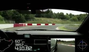 Un tour du Nürburgring en Chevrolet Camaro Z28