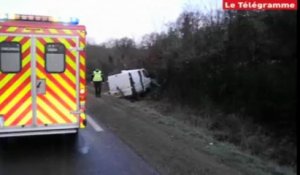 La Forêt-Fouesnant (29). Trois blessés dans une collision entre un car scolaire et un fourgon