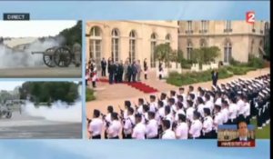 Palais de l'Elysée. Les 21 coups de canons de la cérémonie d'investiture de François Hollande