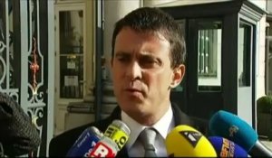 Incidents du 11-Novembre : Manuel Valls accuse l'extrême droite