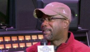 Darius Rucker - Gives Back To Area Kids