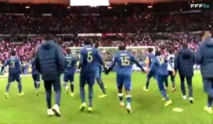 En vidéo : La joie des Bleus après la qualif - 19/11