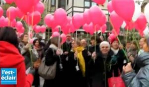 Lâcher de ballons pour les femmes battues