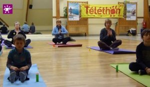 Téléthon 2013 : Yoga à Ahuille (53)