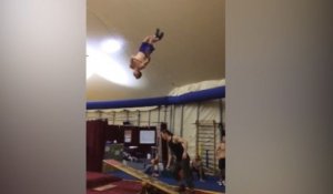 Ce gymnaste du "Cirque du Soleil" atteint des sommets