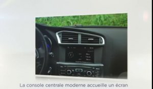 Zoom sur la Citroën C4 II : l'habitacle