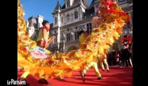 Nouvel an chinois : la danse du lion à Paris