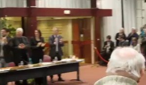 Ronchin : standing ovation pour le maire à la fin de son dernier conseil municipal