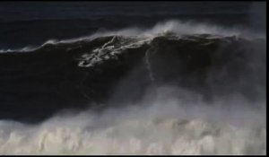 La plus grande vague du monde jamais surfée ?