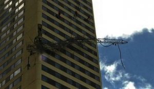 Bagnolet: une antenne radio s'écrase dans un immeuble - 07/02