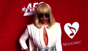 Lady Gaga tourne une vidéo en secret avec les Real Housewives Of Beverly Hills