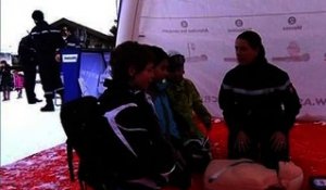 L'association RMC/BFM  aux côtés des vacanciers pour le sauvetage tour d'hiver - 24/02