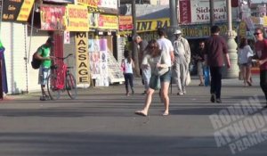 Attaque de serpents dans la rue : Caméra caché hilarante