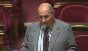 Au Sénat, Serge Dassault se plaint des conditions de sa garde à vue