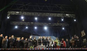 Ukraine : un à un, les ministres pressentis sont adoubés par la foule