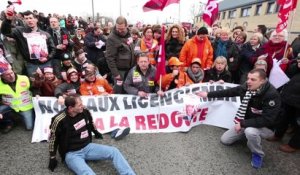 Manifestation des salariés de la Redoute à Roubaix.