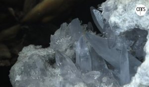 Le cristal, un solide à facettes