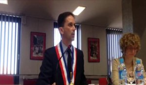 Lens: premier discours du maire Sylvain Robert, très applaudi lors de son investiture