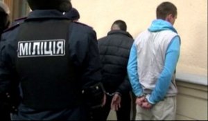 Arrestation musclée de militants pro-russes en Ukraine