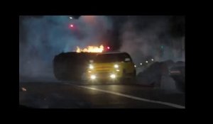 Vidéo : Godzilla gobe des Fiat 500
